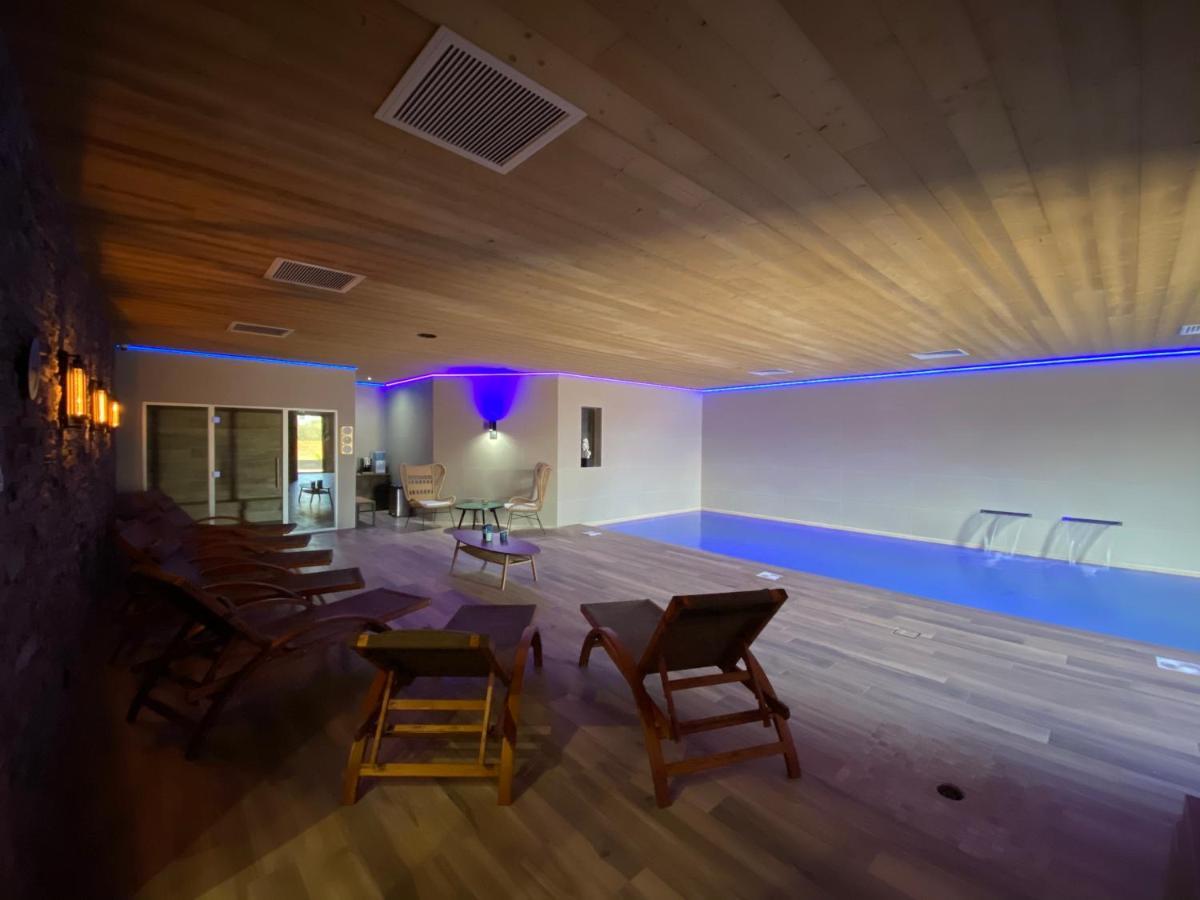 World Hotel Saint-Vulbas Εξωτερικό φωτογραφία